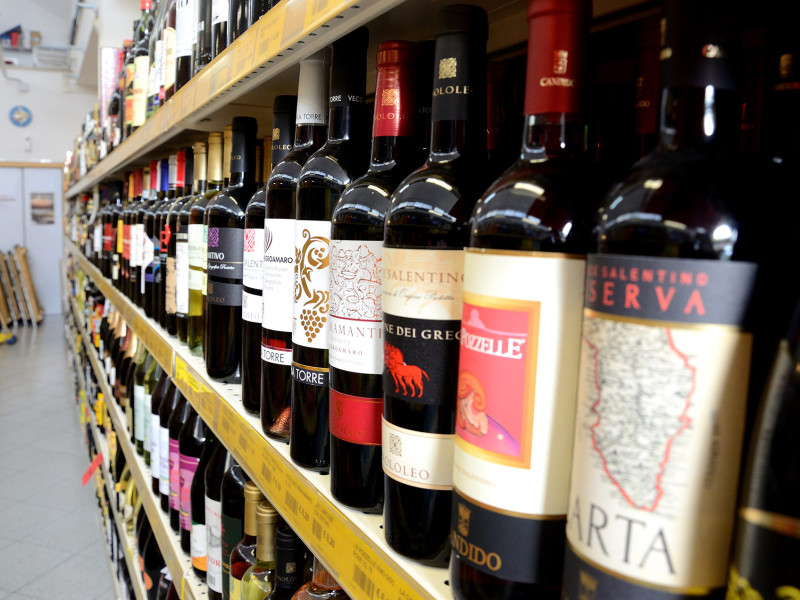 Vini e liquori - Reparti Supermercati Recchia