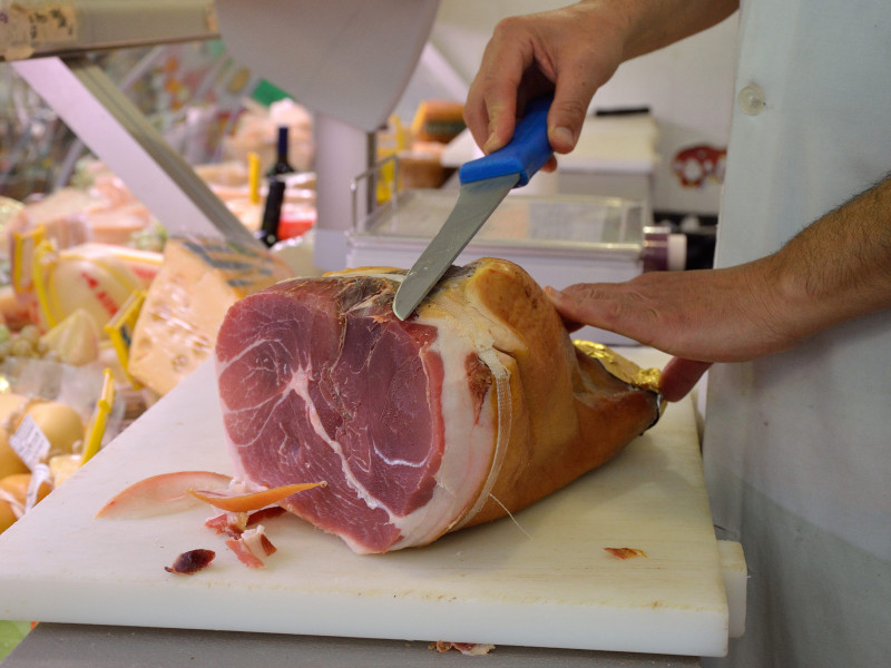 Reparto Salumeria Supermercati Recchia