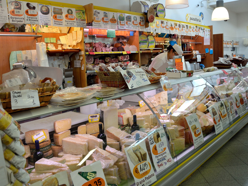 Reparto Salumeria Supermercati Recchia